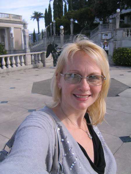 laura_hearst_castle.jpg