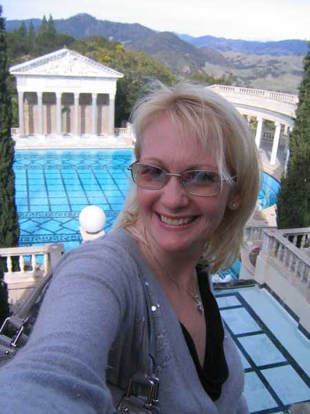 laura_hearst_poolview.jpg